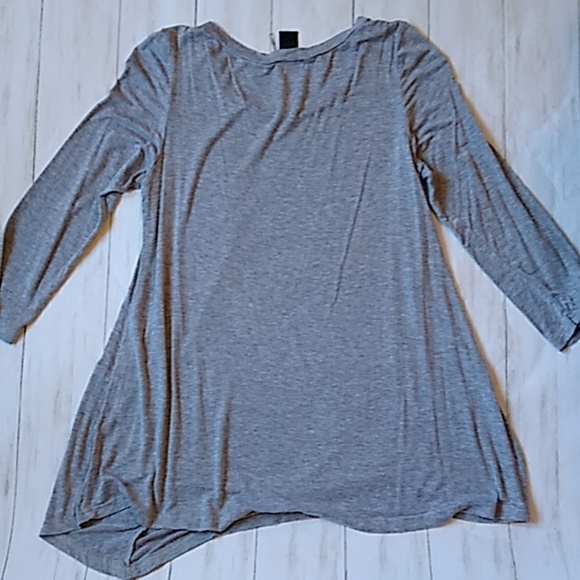 Caribbean Queen Side Button Asymmetrical Shirt - Picture 5 of 5